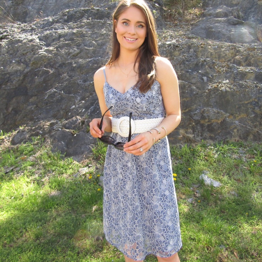 Blue Lace Sweetheart Midi Dress